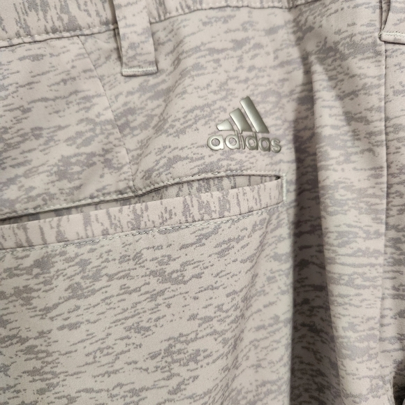 Men's Adidas golf shorts - Picture 5 of 6